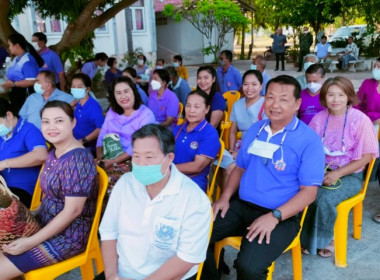 เข้าร่วมพิธีทำบุญตักบาตร ถวายพระราชกุศล ... พารามิเตอร์รูปภาพ 4