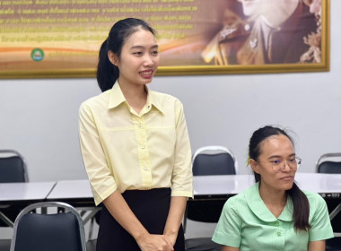 นางสาวกุลยา ทองเพชร ผู้อำนวยการศูนย์ เป็นประธานการประชุม ... พารามิเตอร์รูปภาพ 7