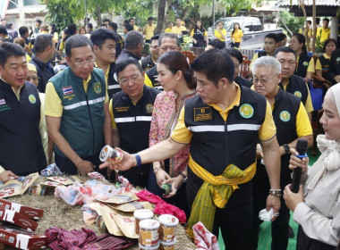 ร้อยเอกธรรมนัส พรหมเผ่า รัฐมนตรีว่าการกระทรวงเกษตรและสหกรณ์ ... พารามิเตอร์รูปภาพ 21